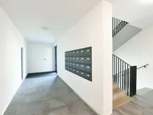 Pronájem bytu 1+kk, Praha - Velká Chuchle, Na hvězdárně, 36 m2