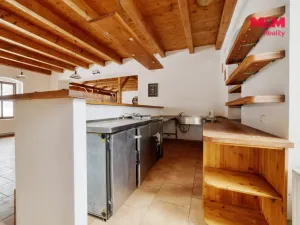 Prodej rodinného domu, Stráž nad Ohří - Boč, 500 m2