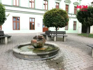 Pronájem kanceláře, Žebrák, Náměstí, 60 m2