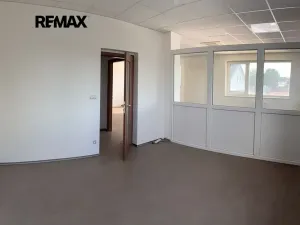 Pronájem kanceláře, Praha - Horní Počernice, Plkovská, 80 m2