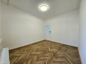 Pronájem bytu 2+1, Brno, Zborovská, 55 m2