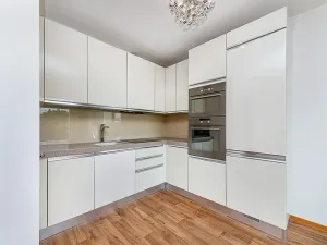 Pronájem bytu 1+kk, Praha - Vinohrady, Italská, 38 m2