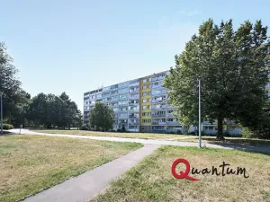 Pronájem bytu 3+1, Praha - Prosek, Veltruská, 60 m2