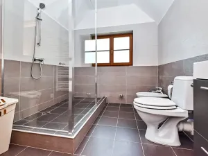 Prodej rodinného domu, Karlovy Vary, Slovenská, 147 m2