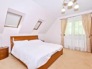Prodej rodinného domu, Karlovy Vary, Slovenská, 162 m2