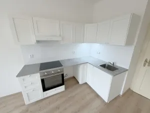 Pronájem bytu 3+kk, Praha - Libeň, Sokolovská, 78 m2