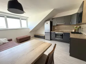 Pronájem bytu 2+kk, Brno - Židenice, Letní, 56 m2