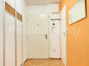 Pronájem bytu 2+1, Praha - Holešovice, U měšťanského pivovaru, 86 m2