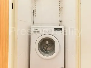 Pronájem bytu 2+1, Praha - Holešovice, U měšťanského pivovaru, 86 m2