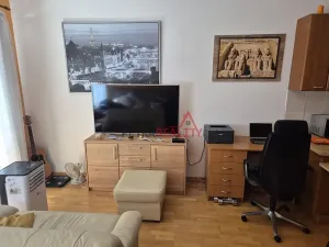 Prodej bytu 1+kk, Praha - Vokovice, Irská, 40 m2