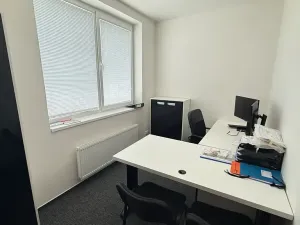 Pronájem kanceláře, Plzeň, Jateční, 230 m2