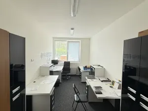 Pronájem kanceláře, Plzeň, Jateční, 230 m2