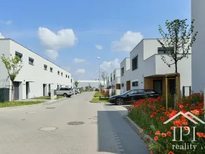 Prodej rodinného domu, Praha - Čakovice, Schollova, 124 m2
