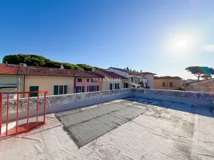 Prodej vily, Viareggio, Itálie, Via Virgilio, 95 m2