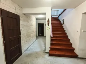 Prodej rodinného domu, Neumětely, V Chaloupkách, 230 m2