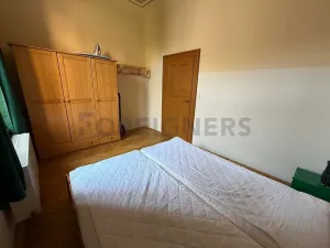 Pronájem bytu 2+kk, Hradec Králové, Komenského, 40 m2