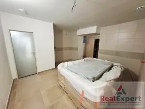 Pronájem ordinace, Praha - Vinohrady, Máchova, 70 m2