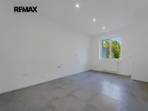 Prodej bytu 2+1, Slaný, Navrátilova, 76 m2