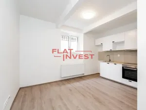 Pronájem bytu 1+kk, Praha - Vokovice, Kladenská, 21 m2