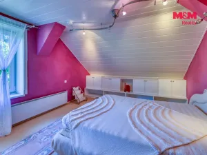 Prodej rodinného domu, Loučim, 300 m2