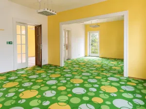Pronájem kanceláře, Říčany - Strašín, Kaštanová, 250 m2