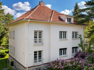 Pronájem kanceláře, Říčany - Strašín, Kaštanová, 250 m2