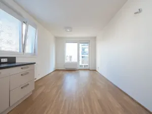 Pronájem bytu 2+kk, Praha - Střížkov, Makedonská, 55 m2