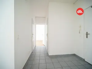 Pronájem bytu 2+1, Karlovy Vary, Vodárenská, 54 m2