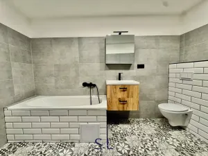 Pronájem bytu 2+kk, Jablonec nad Nisou, Nádražní, 55 m2