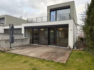Pronájem rodinného domu, Praha - Horní Měcholupy, U Golfu, 227 m2