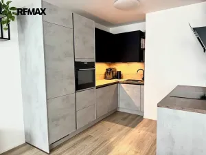 Pronájem bytu 3+kk, Praha - Libeň, Na sypkém, 70 m2