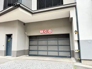 Pronájem bytu 3+kk, Praha - Libeň, Na sypkém, 70 m2