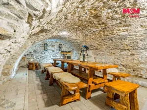 Prodej restaurace, Brušperk, náměstí J. A. Komenského, 350 m2