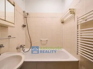Prodej bytu 3+1, Trutnov - Kryblice, Vítězslava Nezvala, 66 m2