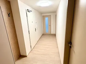 Pronájem bytu 2+kk, Praha - Hloubětín, Poděbradská, 63 m2
