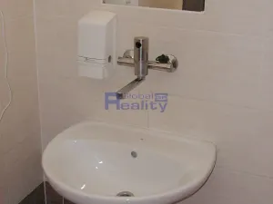 Pronájem kanceláře, Hradec Králové, Velké náměstí, 20 m2