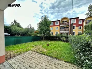 Prodej bytu 2+kk, Vestec, Ve Stromkách, 47 m2