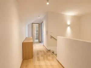Prodej bytu 2+kk, Brno, Táborská, 66 m2