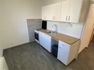 Pronájem bytu 3+1, Zlín, M. Knesla, 70 m2