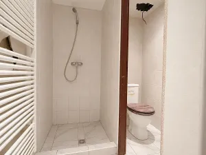 Pronájem skladu, Hradec Králové, Hořická, 30 m2