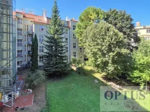 Pronájem bytu 2+1, Praha - Hradčany, Na valech, 78 m2