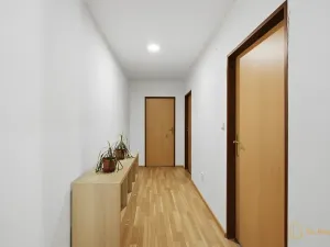 Prodej bytu 3+kk, Kněževes, 88 m2