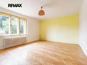 Prodej vícegeneračního domu, Praha - Pitkovice, Žampiónová, 200 m2