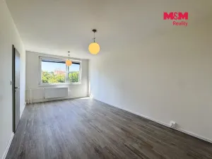 Pronájem bytu 4+1, Praha - Hloubětín, Rochovská, 83 m2