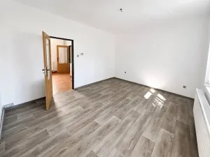 Pronájem bytu 1+1, Křemže, Náměstí, 39 m2