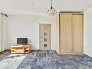 Prodej bytu 2+kk, Praha - Kamýk, Rabyňská, 39 m2