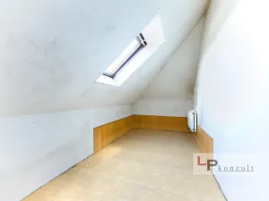 Prodej rodinného domu, Sezemice - Počaply, 181 m2