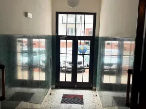 Prodej bytu 1+1, Praha - Vršovice, Užocká, 49 m2
