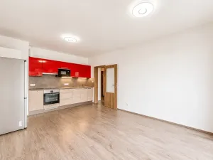 Pronájem bytu 2+kk, Praha - Hloubětín, Za černým mostem, 50 m2