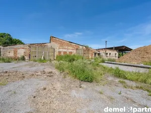 Pronájem zemědělského objektu, Korouhev, 1400 m2